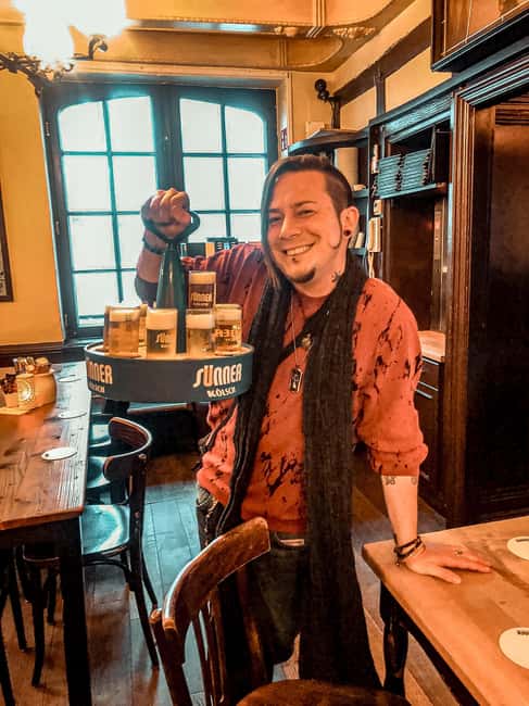 imagem n.10 de Colónia: Tour pelas cervejarias Kölsch com 3 cervejas incluídas atividade em Colônia, Alemanha, carregada pelo fornecedor