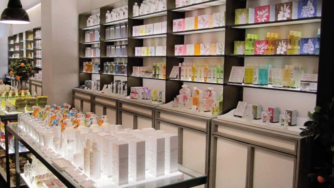 image n.11 of Wine Tasting, Cannes, Famous Designers and Perfume Factory activity in Grasse, uploaded by supplier