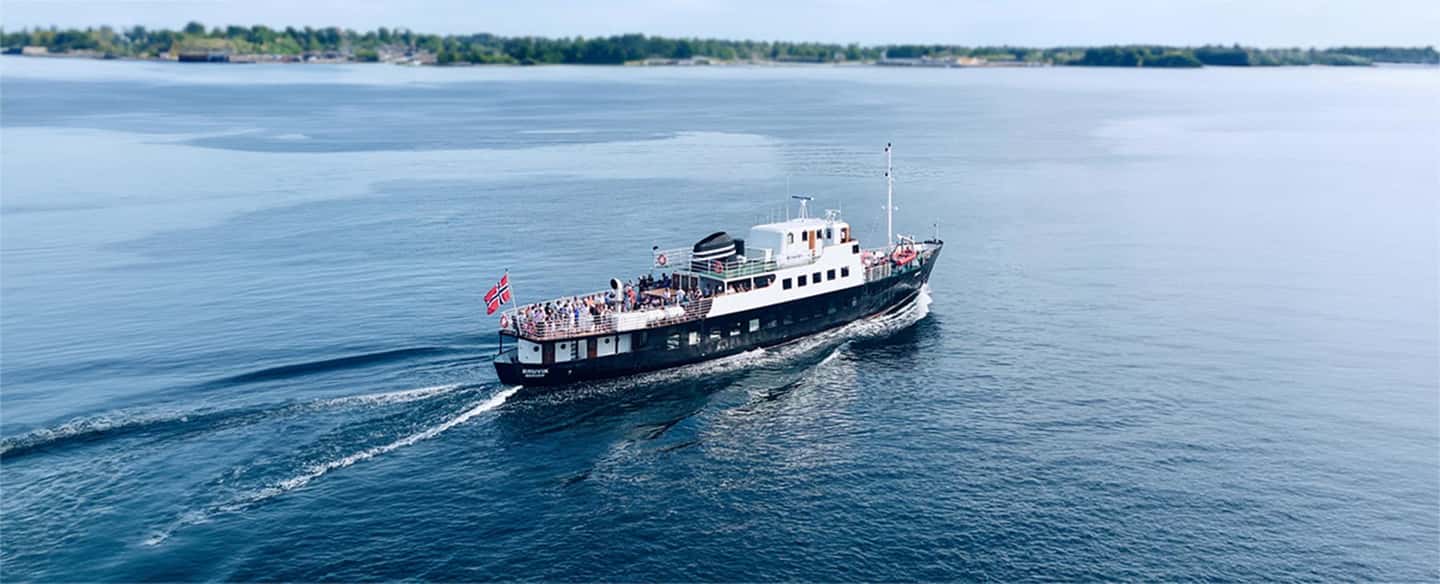Image N°17 de Croisière dans le fjord Hjørundfjord aller-retour à partir d'Ålesund activité à comté de Møre og Romsdal, publiée par le prestataire