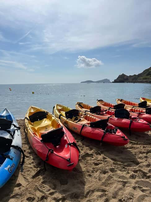 imagem n.14 de Es Figueral: Tour guiado de caiaque e mergulho com snorkel atividade em Ilhas Baleares, carregada pelo fornecedor
