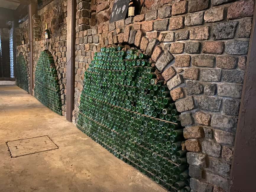 Immagine nº 2 di Cantina di Santa Rosa: Tour del museo e degustazione attività a Montevideo, caricata dal fornitore