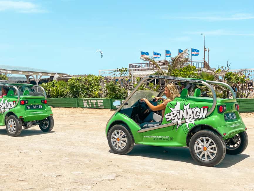 imagem n.3 de Ilha do Sal: Excursão guiada de 2 horas num carro falante atividade em Sal, carregada pelo fornecedor