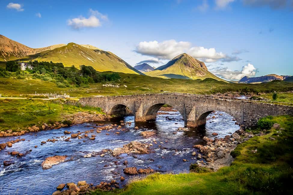 imagen n.º 6 de Desde Inverness Excursión de un día a la Isla de Skye y Fairy Pools actividad en Tierras Altas de Escocia, subida por el proveedor