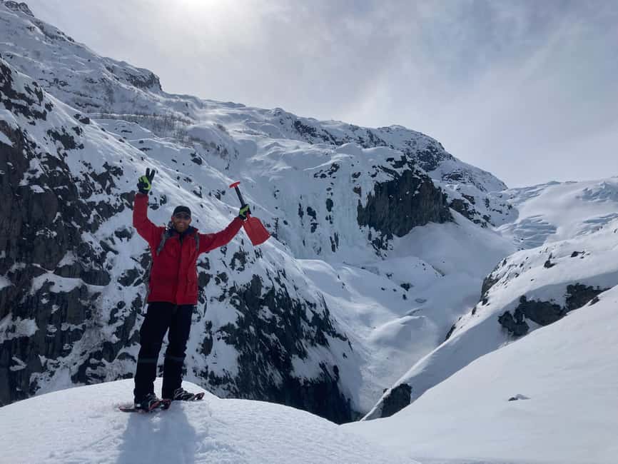 image n.1 of Guided Snowshoeing Adventure from Seward, Alaska activity in Alaska, uploaded by supplier
