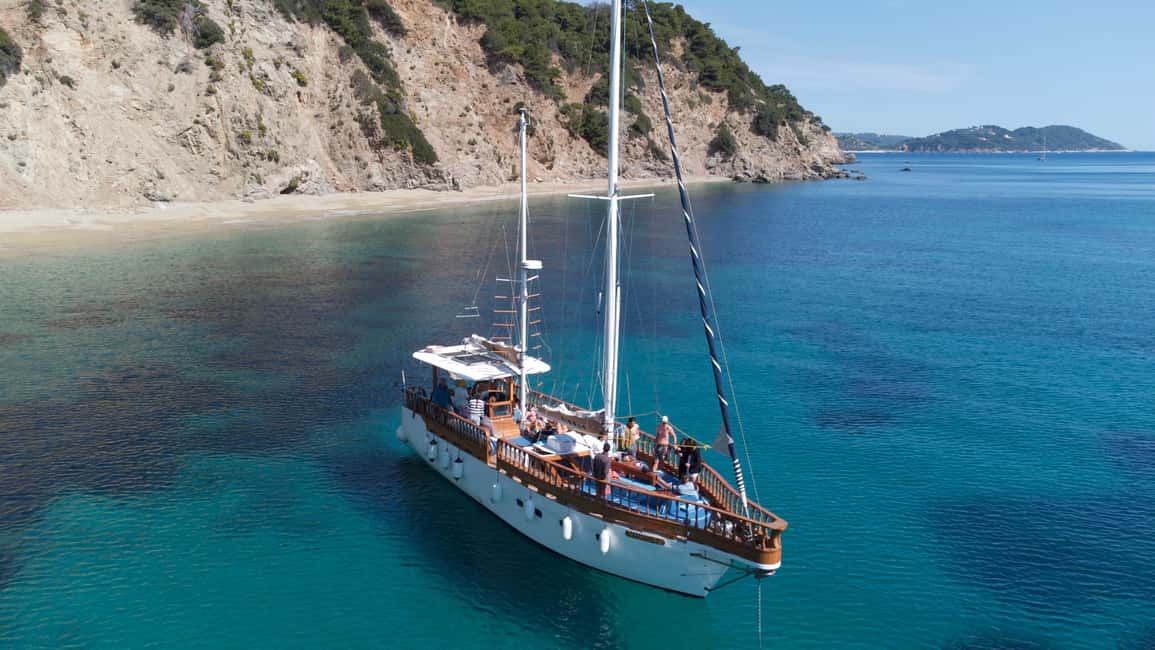 imagen n.º 32 de Skiathos : ¡Crucero en velero todo incluido con almuerzo! actividad en Islas del Egeo, subida por el proveedor