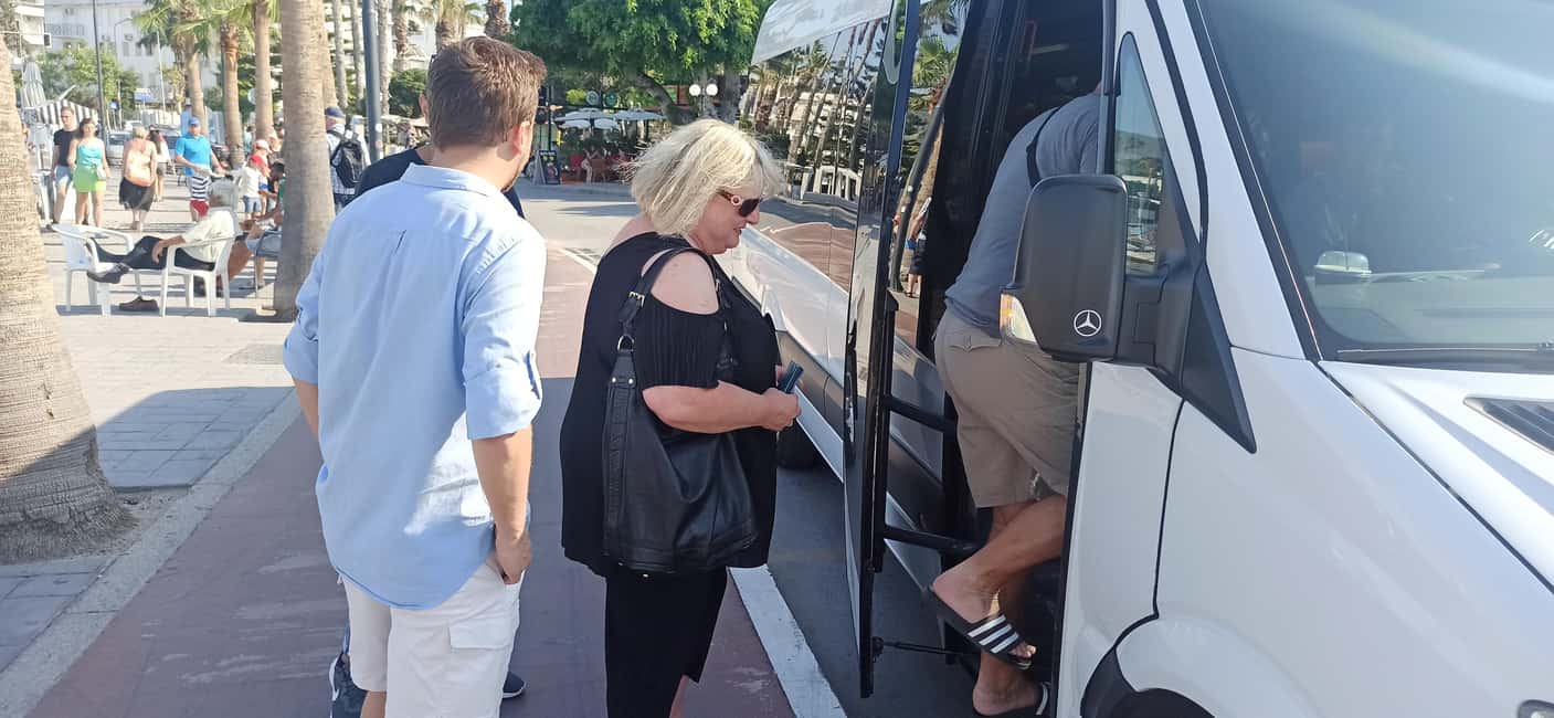 afbeelding n.11 van Kos: Bustransfer heen en terug naar de berg Zia om de zonsondergang te bekijken activiteit in Lagoudi Zia, geüpload door aanbieder