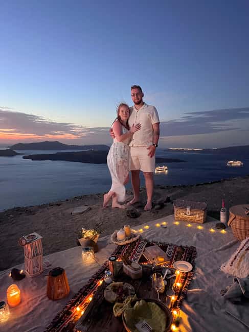 image n.10 of Uncrowded Santorini Sunset PicNic activity in Fira, uploaded by supplier