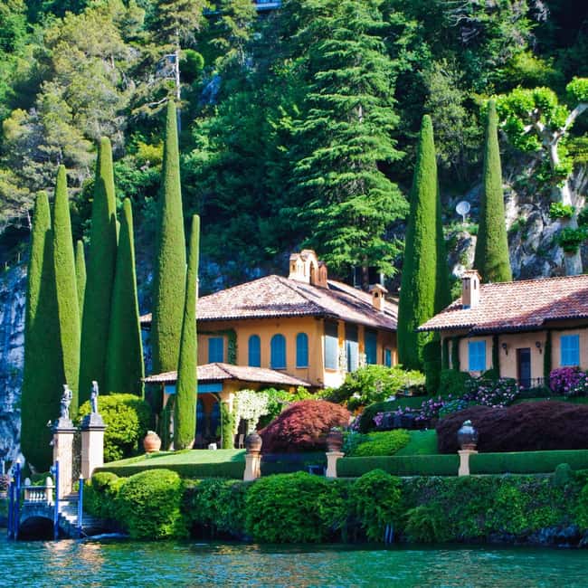 imagen n.º 2 de Bellagio: Excursión privada en barco de 4 horas con villas y degustación actividad en Varenna, subida por el proveedor