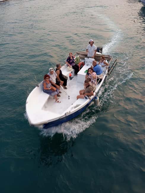 image n.7 of Syracuse: Boat Trip of Ortigia Island and Sea Caves activity in Syracuse, uploaded by supplier