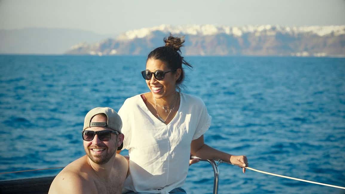 imagem n.28 de Santorini: Cruzeiro ao pôr do sol com jantar grego e transfer atividade em Cíclades, carregada pelo fornecedor