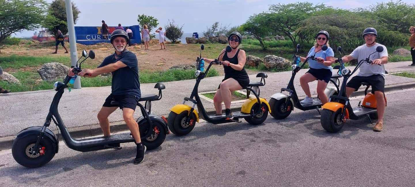 afbeelding n.1 van Curaçao: Elektrische scooter zuidoost tour avontuur activiteit in Willemstad, Curaçao, geüpload door aanbieder