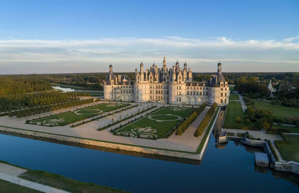image n.4 of Tours/Amboise: Private day trip Chambord, Blois & Cheverny activity in Chambord, uploaded by supplier