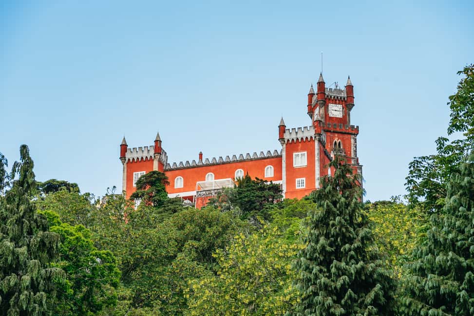 Image N°14 de Depuis Lisbonne : Visite d'une jounée de Sintra et du Palais de Pena activité à Sintra, publiée par le prestataire