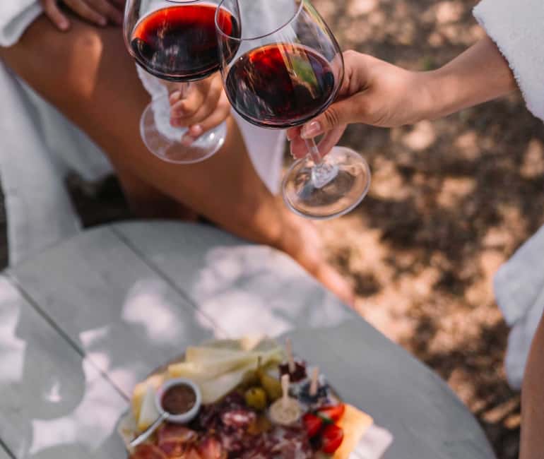 Immagine nº 7 di Vinoterapia in una cantina della Gallura con degustazione di vini attività a Olbia, caricata dal fornitore
