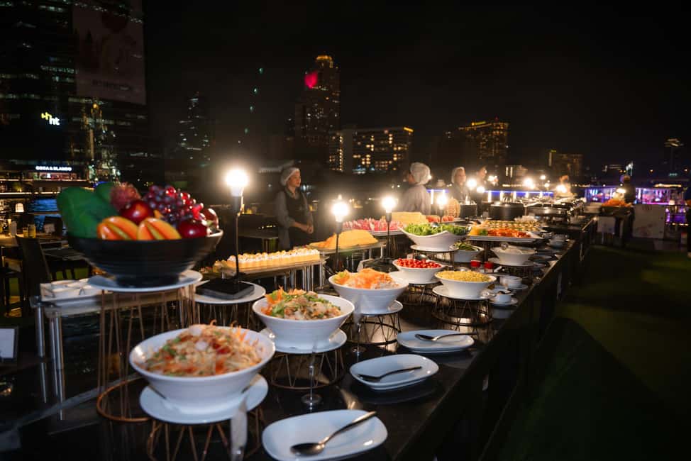 image n.7 of Bangkok: Alangka Chao Phraya River Dinner Cruise activity in Bangkok, uploaded by supplier