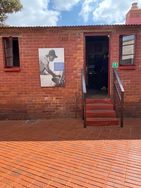 imagem n.25 de Joanesburgo: Excursão de 1 dia com o Soweto e o Museu do Apartheid atividade em Joanesburgo, carregada pelo fornecedor