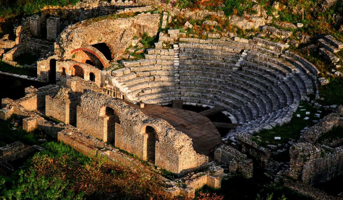 image n.3 of Best of Saranda: Blue Eye, Butrint, Ksamil & Lekuresi Castle activity in Muzinë, uploaded by supplier