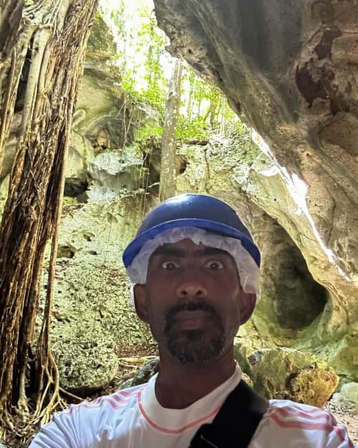 imagem n.15 de Excursão e transporte para as cavernas Green Grotto atividade em Clarendon, carregada pelo fornecedor