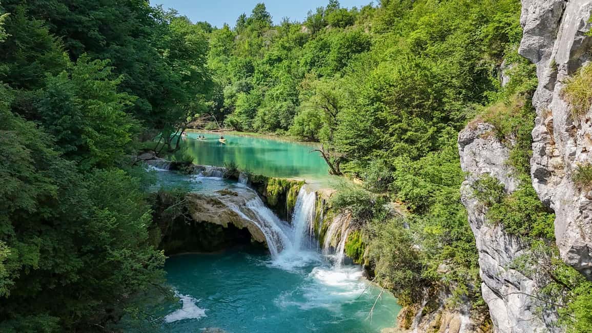 image n.11 of Slunj: River and Waterfalls Kayaking on Mrežnica river activity in Karlovac County, uploaded by supplier
