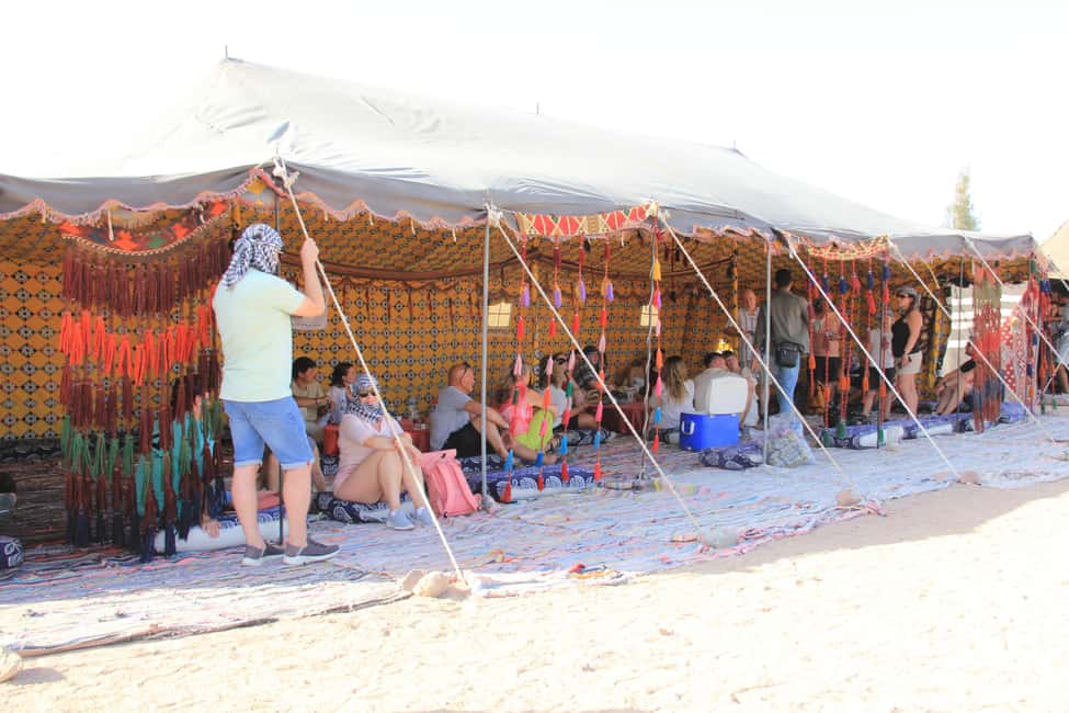Immagine nº 54 di Hurghada: Avventura nel deserto con osservazione delle stelle in jeep e cena attività a Hurghada, caricata dal fornitore
