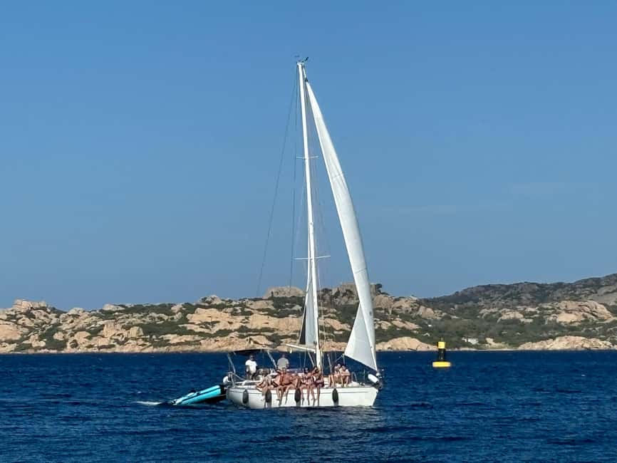 Immagine nº 18 di Da Palau:Tour in barca a vela nell'Arcipelago La Maddalena attività a Sardegna, caricata dal fornitore