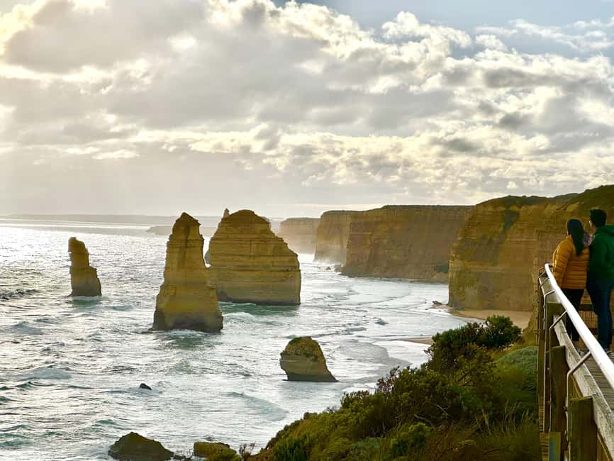 imagem n.1 de De Melbourne: Tour particular pelos 12 apóstolos e pela Great Ocean Road atividade em Melbourne, carregada pelo fornecedor
