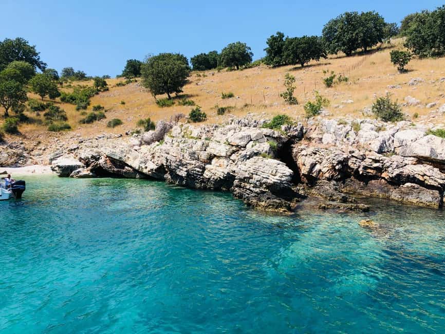 billede nr.2 af aktiviteten Sarande: Bådtur til den skjulte grotte, Gremina, Kakome og Krorez i Sarandë, uploadet af udbyder