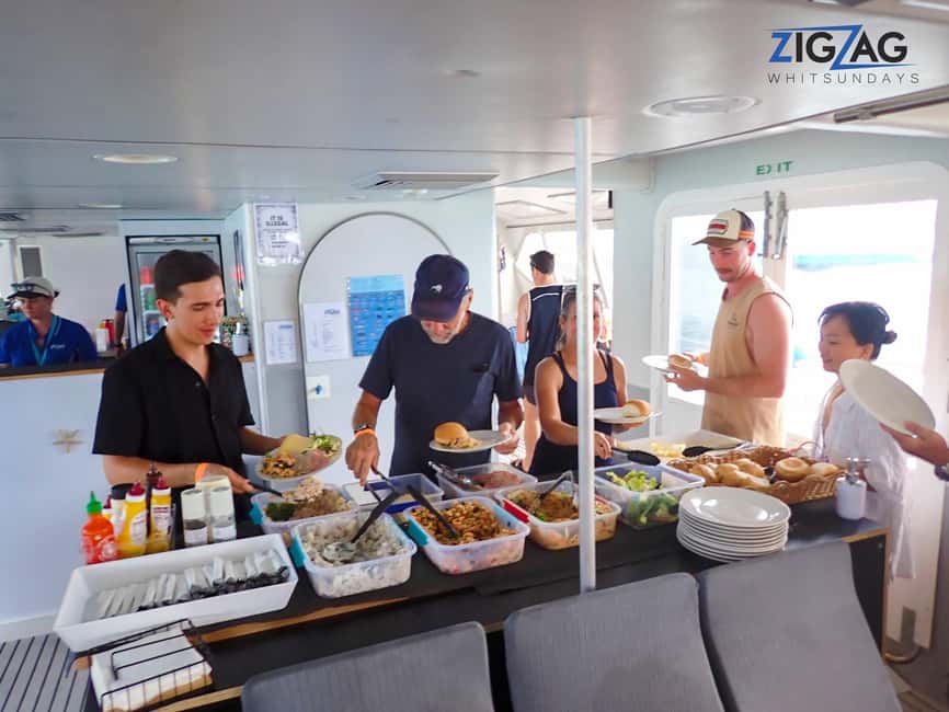 afbeelding n.39 van Airlie Beach: Whitehaven Beach Dagtour met snorkeloptie activiteit in Queensland, geüpload door aanbieder