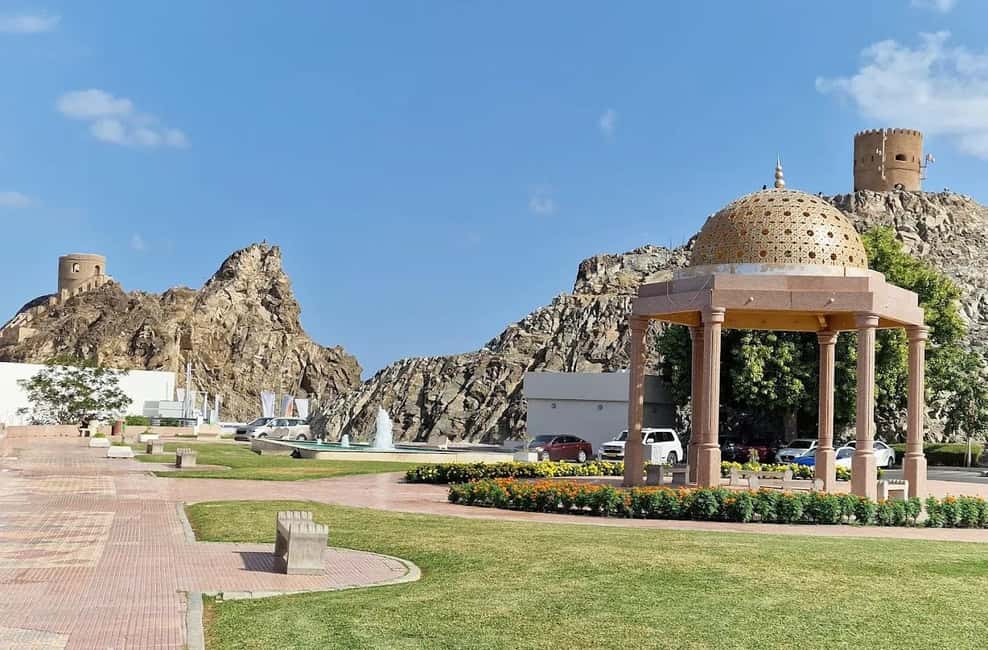 Immagine nº 6 di Muscat: tour della città di un giorno o di mezza giornata con la Grande Moschea attività a Mascate, caricata dal fornitore