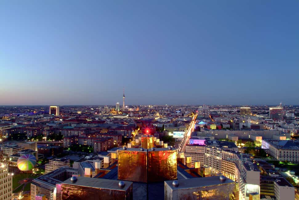 Immagine nº 8 di Berlino: Biglietto di ingresso prioritario per l'ascensore Panoramapunkt attività a Berlino, caricata dal fornitore