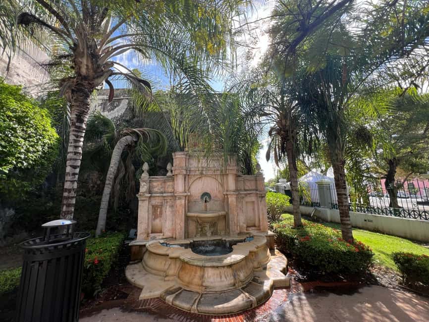 imagen n.º 6 de Viejo San Juan: tour a pie con compras y traslado al hotel actividad en San Juan, subida por el proveedor