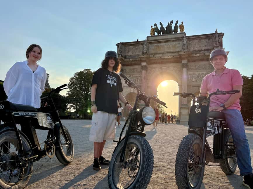 Image N°21 de Paris : Tour Eiffel et visite nocturne de Notre-Dame en E-Bike activité à Paris, publiée par le prestataire