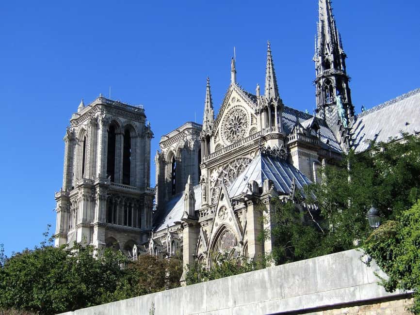 image n.1 of Paris: Notre Dame Reserved Access & Interior Guided Visit activity in Paris, uploaded by supplier