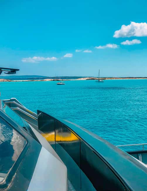 Image N°18 de Ibiza : Crystal Waters Formentera, Open Bar et déjeuner buffet activité à Îles Baléares, publiée par le prestataire