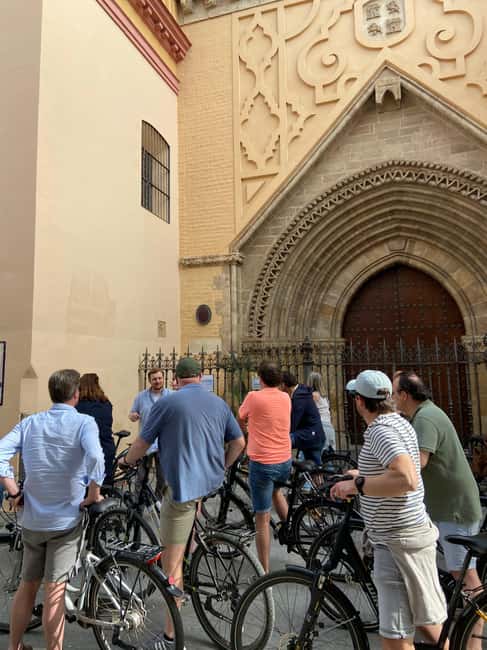 Bild Nr. 4 von Sevilla: Geführte Tour mit dem Elektrofahrrad Aktivität in Sevilla, hochgeladen vom Anbieter