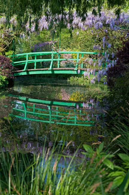 imaginea n.12 a activității Din Paris: Centrul McArthurGlen și vizită la casa lui Monet din Giverny în Paris, încărcată de organizator
