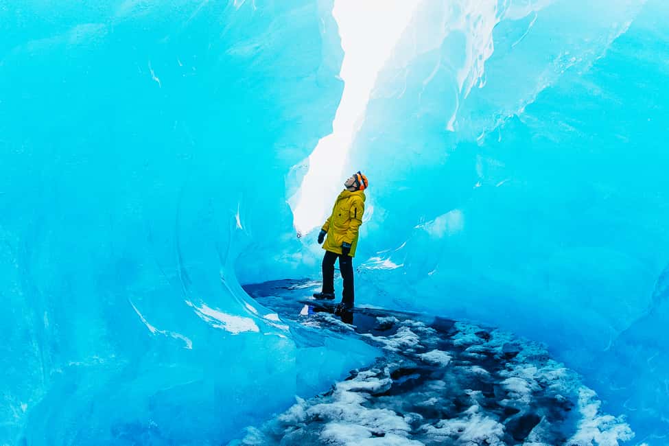 Obraz nr 6 z atrakcji Jökulsárlón: Jaskinia lodowa Vatnajökull - wycieczka z przewodnikiem w Norðurland eystra (Region Północno-Wschodni), przesłany przez organizatora