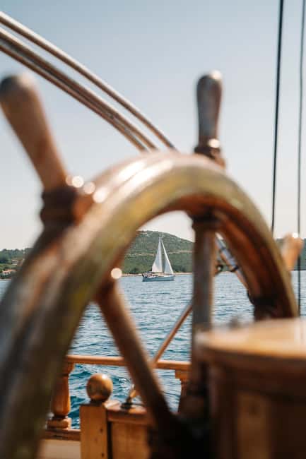 image n.5 of Zadar: Boat Tour with Unlimited Wine & 3 Stops activity in Zadar, uploaded by supplier