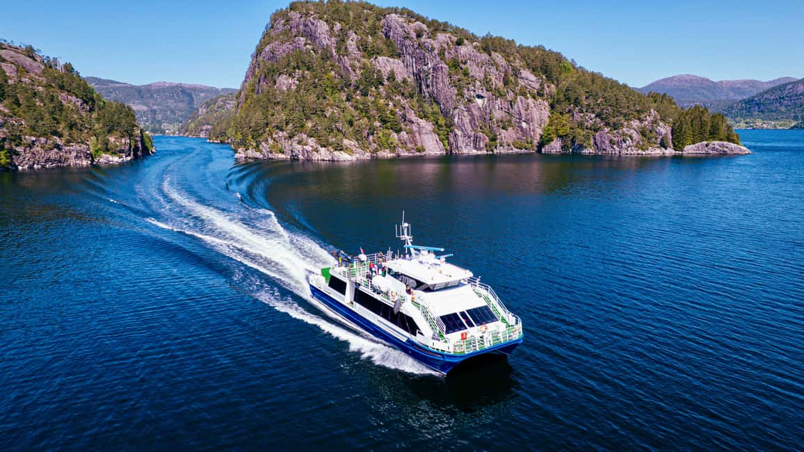 Bild Nr. 1 von Bergen: Mostraumen-Fjordkreuzfahrt mit lokalem Guide Aktivität in Modalen, hochgeladen vom Anbieter