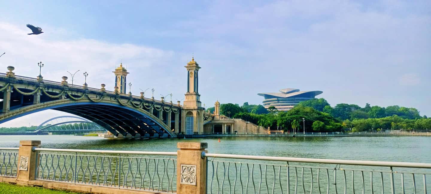 image n.2 of Kuala Lumpur: Putrajaya Tour with Traditional Boat Cruise activity in Putrajaya, uploaded by supplier