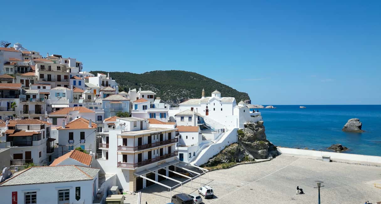 imagen n.º 3 de Skiathos: Crucero privado en lancha rápida por la isla de Skopelos actividad en Tesalia, subida por el proveedor