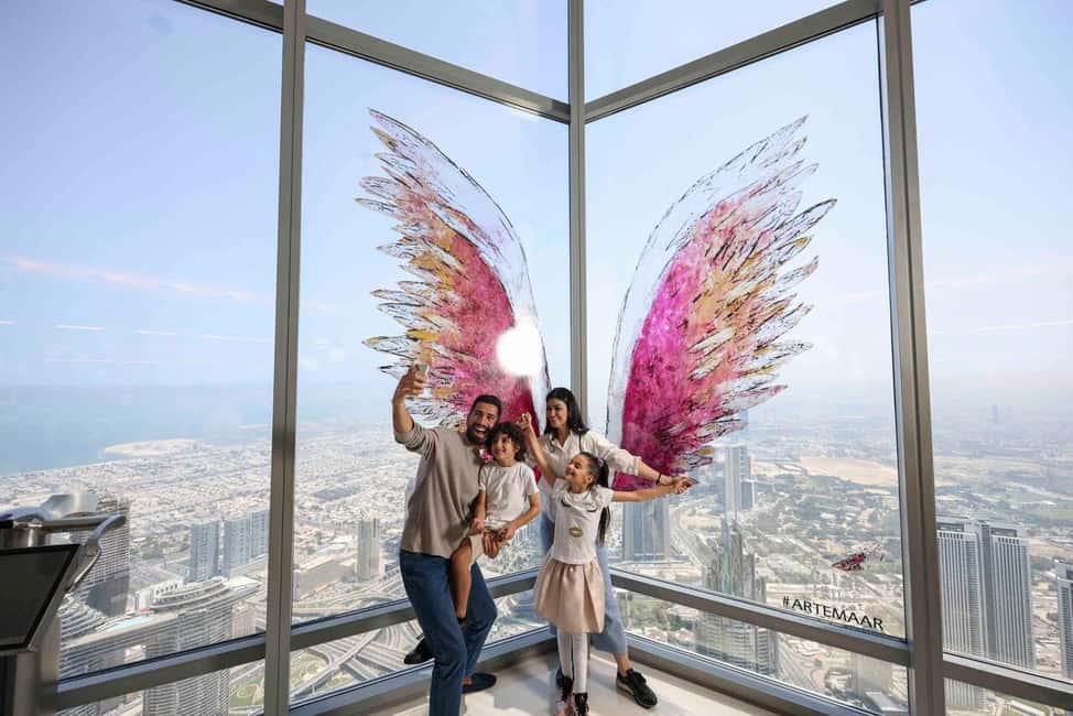 image n.5 of Dubai: Burj Khalifa Level 124, 125 & Edge Walk at Sky Views activity in Dubai, uploaded by supplier