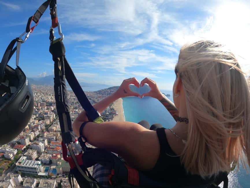 Alanya içindeki Alanya: Kleopatra Plajı'na Tandem Yamaç Paraşütü Uçuşu etkinliğinin tedarikçi tarafından yüklenen 2 no'lu görseli