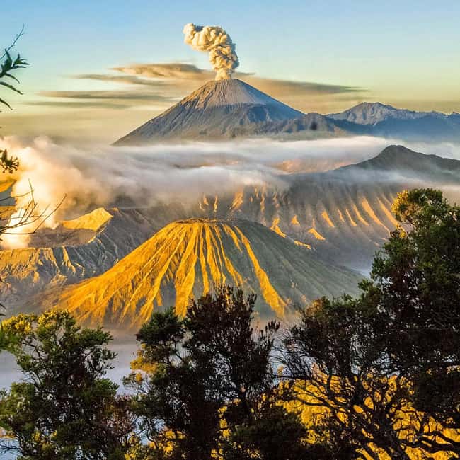 image n.2 of bali to java: bromo, ijen, tumpak sewu, borobudur, Prambanan activity in Yogyakarta, uploaded by supplier