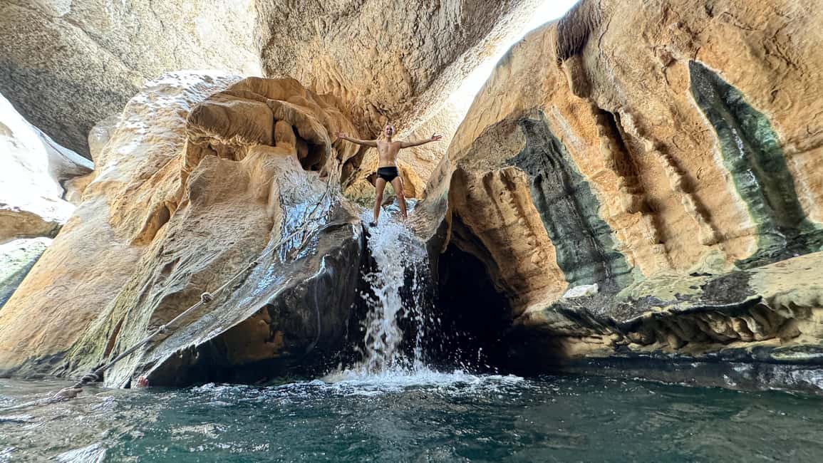 Immagine nº 2 di Scopri l'Oman: Avventura 5 in 1 attività a Governatorato di al-Dakhiliyya, caricata dal fornitore