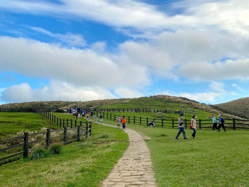 image n.1 of Taipei: Yangmingshan & Beitou Full-Day Tour activity in Taipei City, uploaded by supplier