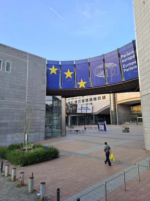 afbeelding n.10 van Brussel: Sightseeing Sunset Bus Tour activiteit in Brussel, geüpload door aanbieder