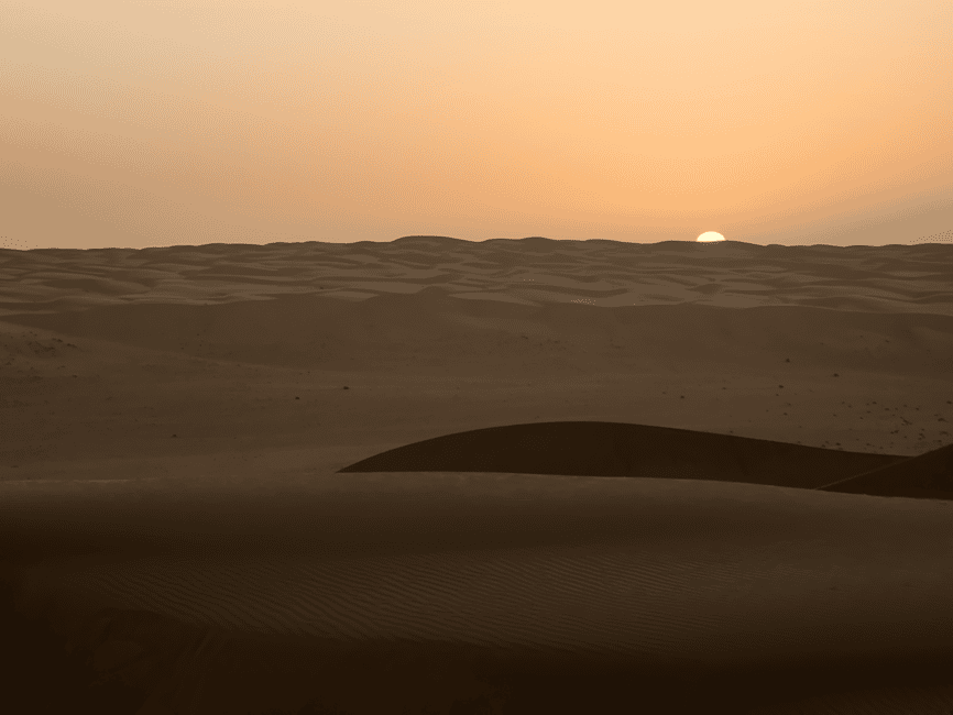 Immagine nº 7 di Muscat: Tour del tramonto nel deserto di Wahiba Sands con cena attività a Mascate, caricata dal fornitore