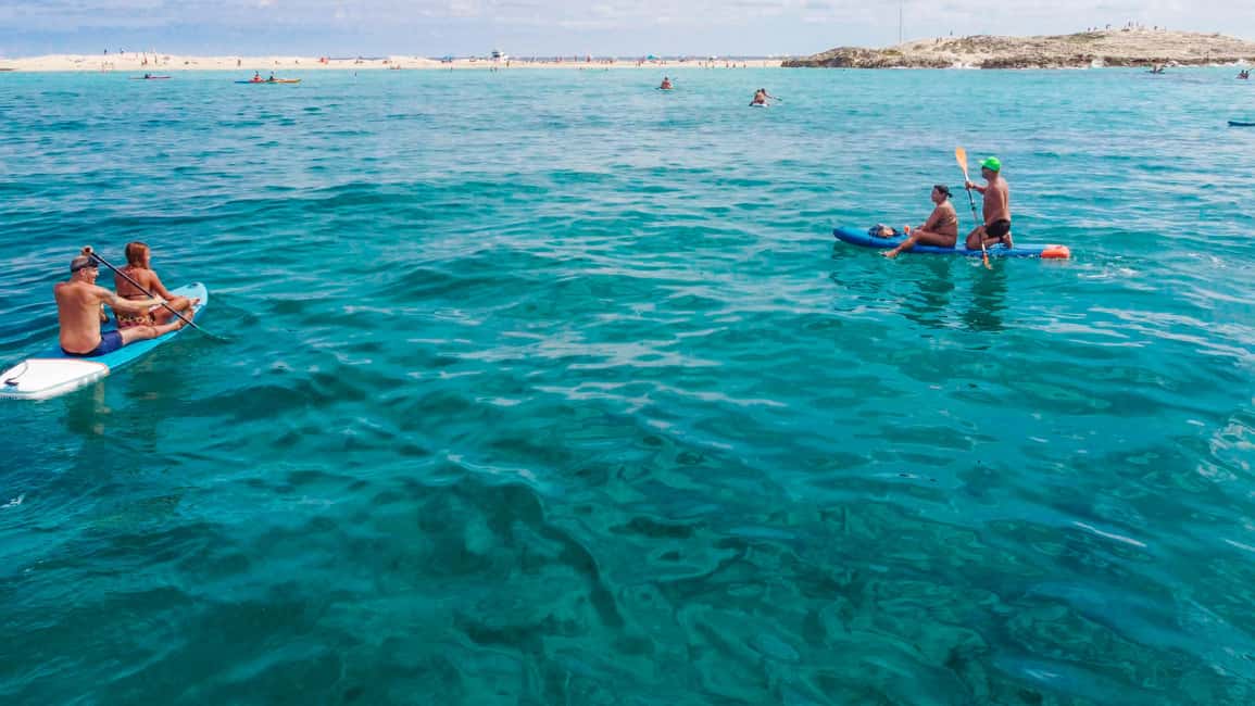 Image N°71 de Ibiza : croisière premium d'une journée à Formentera en catamaran activité à Sant Josep de sa Talaia, publiée par le prestataire