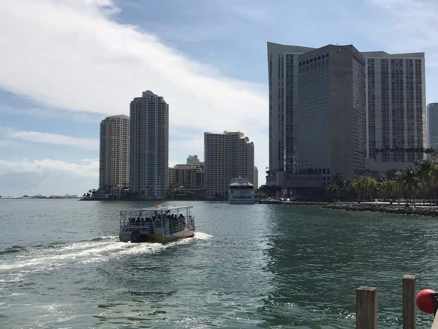 image n.18 of Miami Biscayne Bay: Hop-on Hop-off Boat Cruise activity in Miami, uploaded by supplier